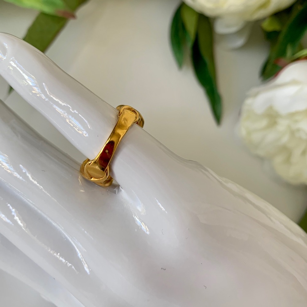 VTG Elizabeth Taylor Gold Pave Ring - Picture 2 of 4